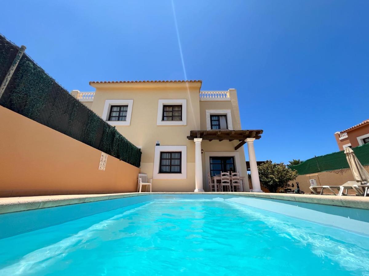 Ftv Holidays Homes Corralejo Exterior photo